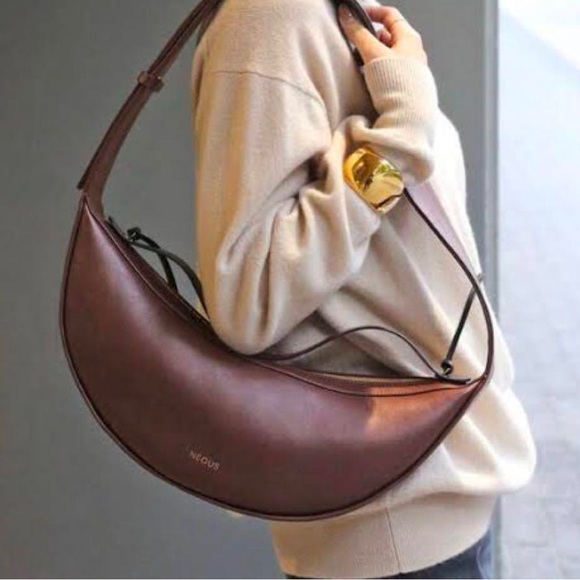 Neous Orion bag like new- with dustbag. Bought in Japan but didn’t use it - Picture 3 of 8